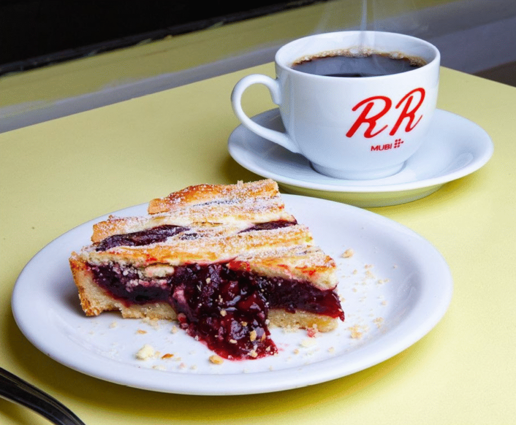Cafeteria inspirada na série Twin Peaks chega a São Paulo